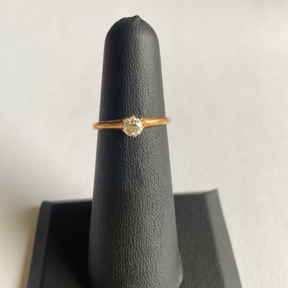 Antique Diamond Round Solitaire Engagement Ring, Size 5